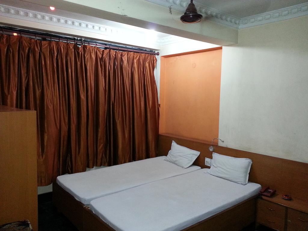Hotel Marina Inn Dhanbād Pokoj fotografie